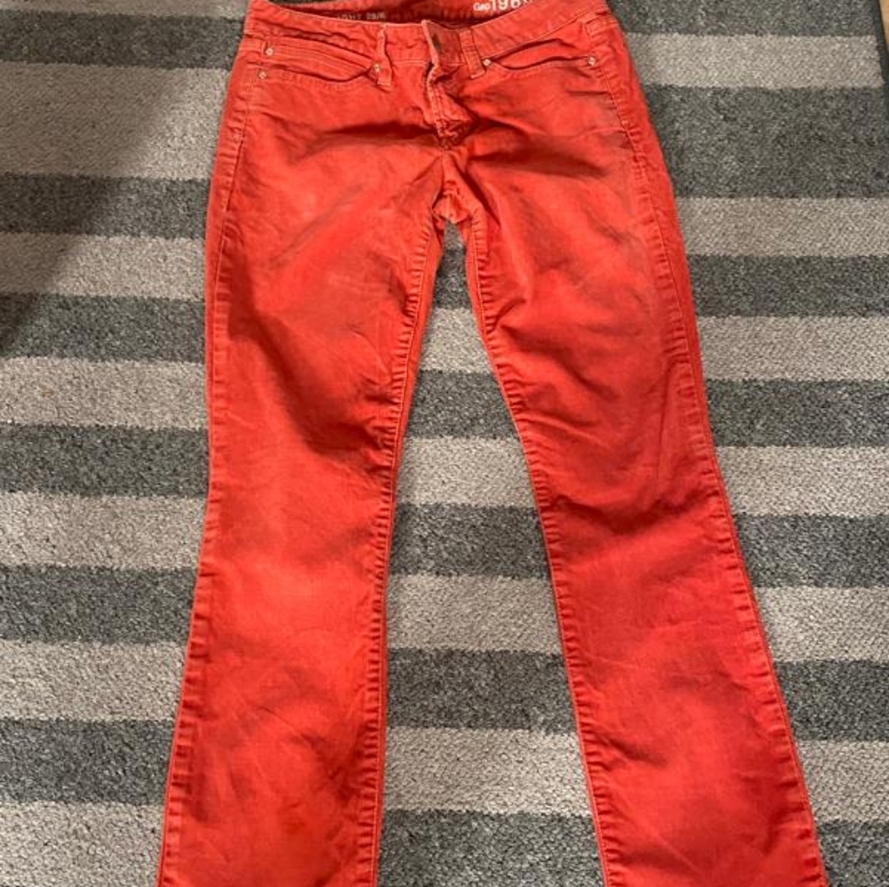 Low Rise Jeans